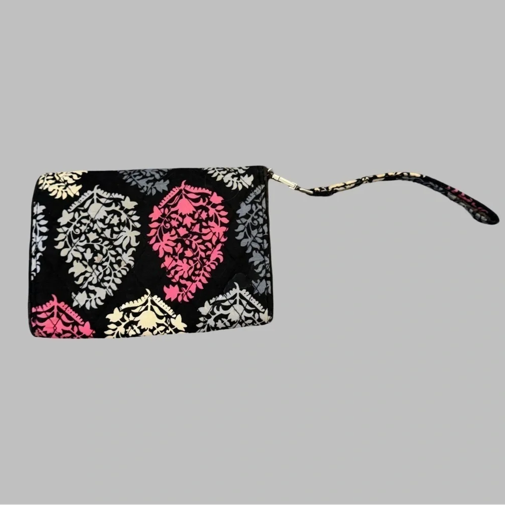 VERA BRADLEY Northern Lights Your Turn Smartphone Wristlet